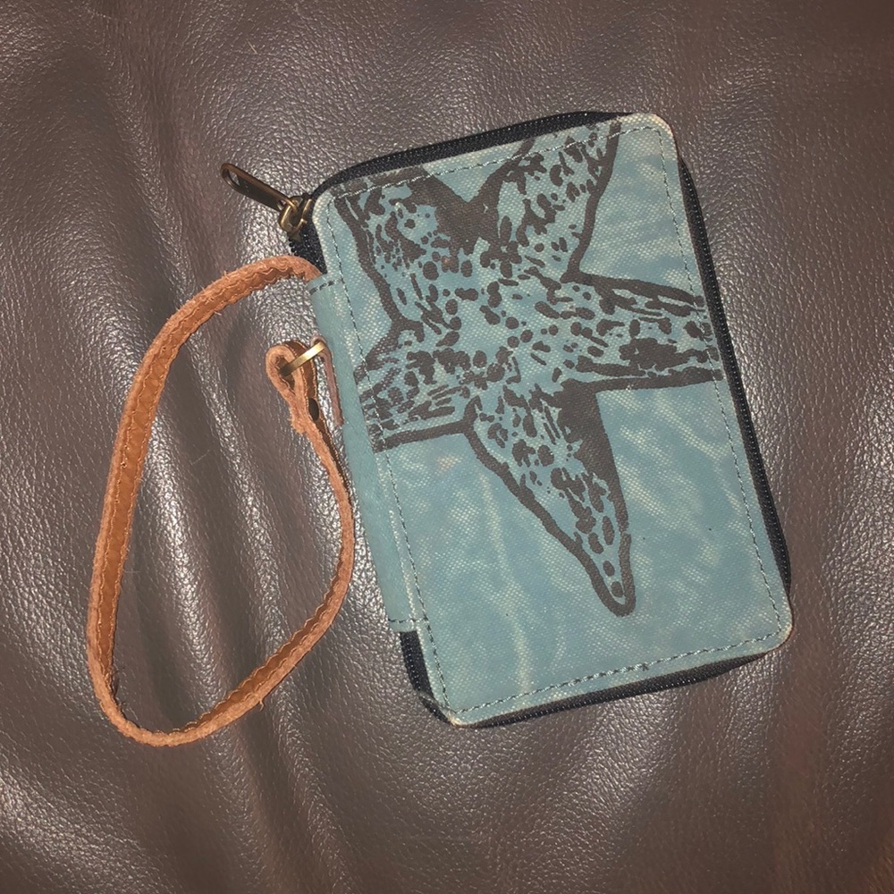 Blue Starfish Wallet/Wristlet
